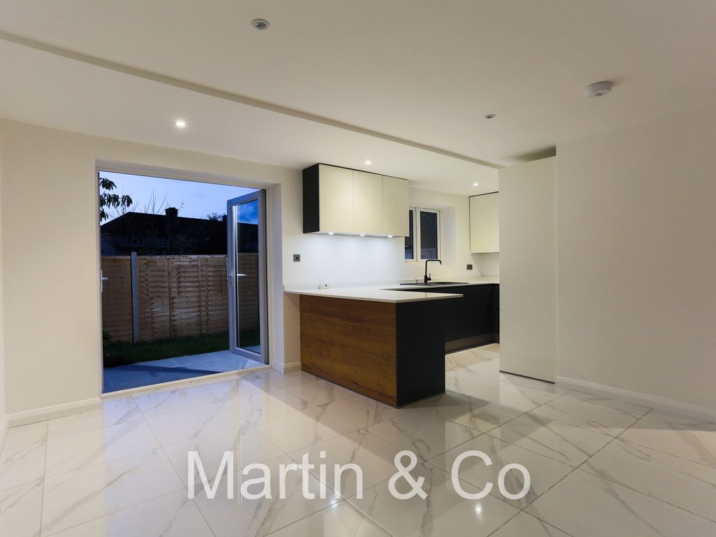 Thomson Crescent, Croydon, Surrey CR0  