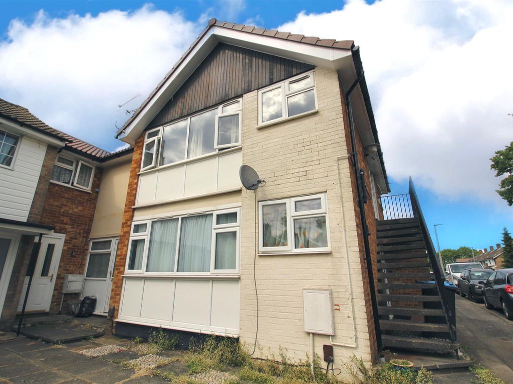 Coles Hill, Hemel Hempstead HP1  