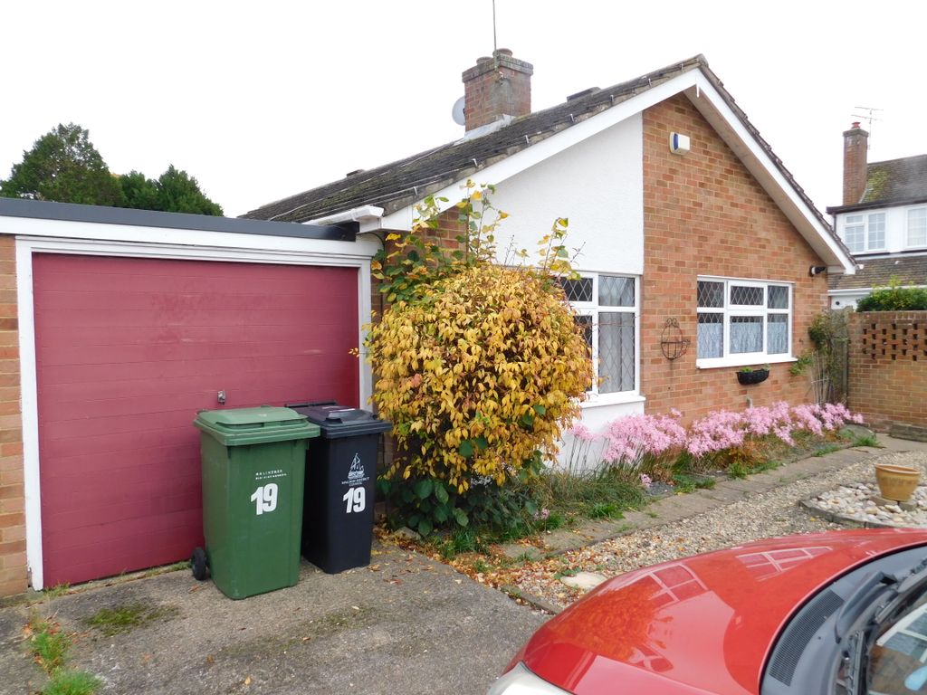 2 bed bungalow to rent in Scylla Close, Heybridge, Maldon CM9 Zoopla