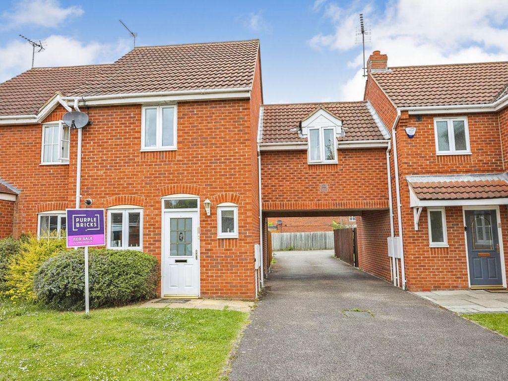 3 bed linkdetached house for sale in Stirling Drive, Coddington