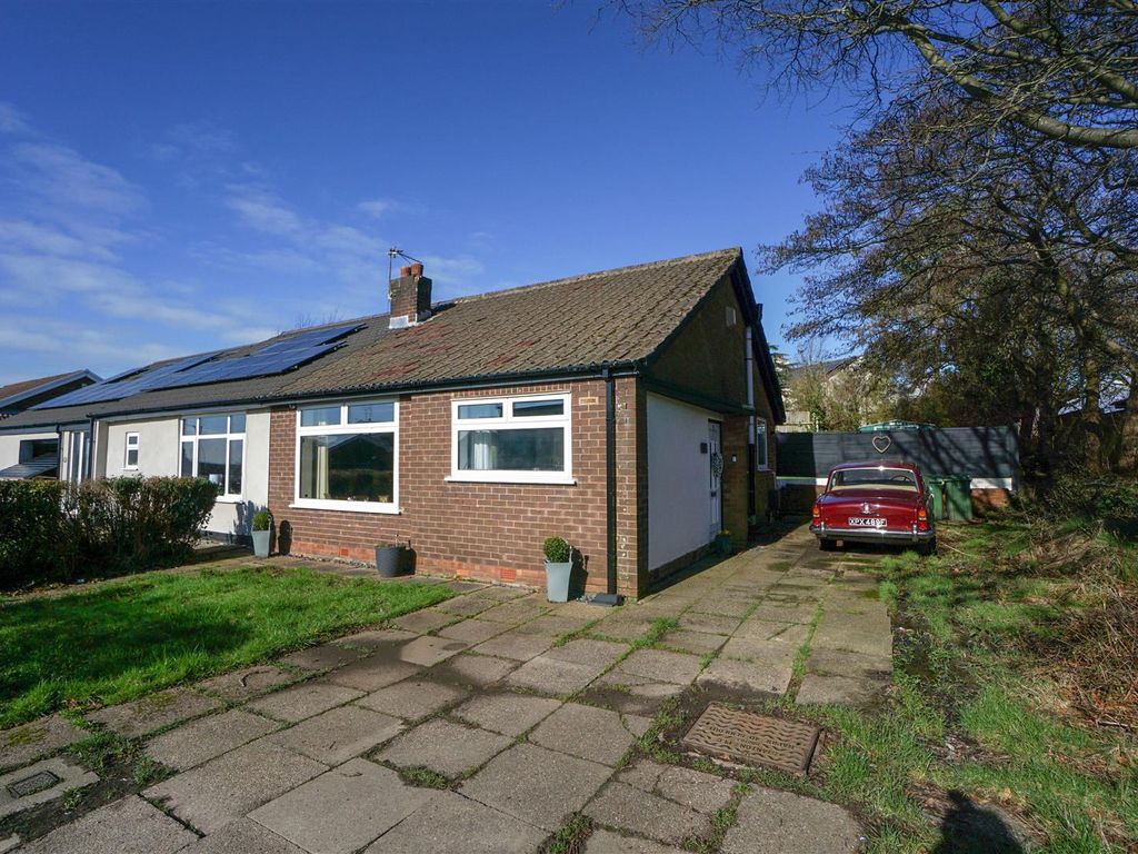 2 bed semidetached bungalow for sale in Bee Hive Green, Westhoughton