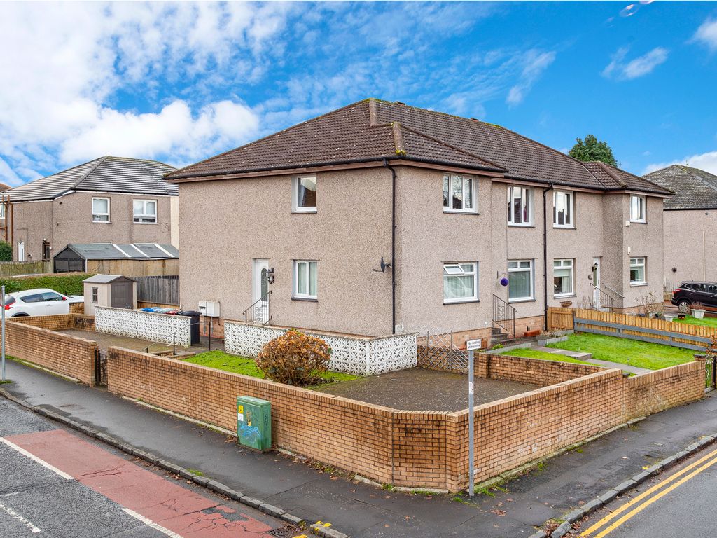 3 bed flat for sale in Kingsbridge Drive, Rutherglen, Glasgow G73, £