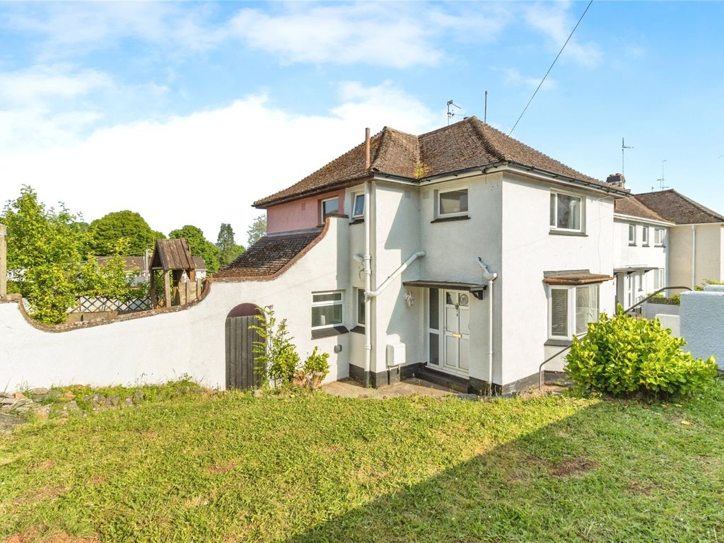 3 bed end terrace house for sale in Willow Avenue, Torquay, Devon TQ2