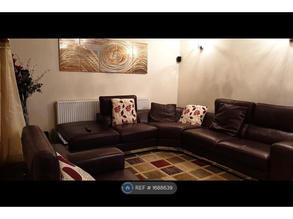 3 bed terraced house to rent in Surley Row, Emmer Green, Reading RG4