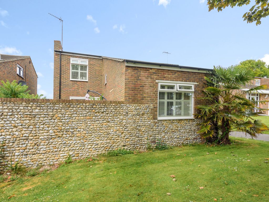 3 bed detached house for sale in Lesser Foxholes, Shoreham, West Sussex