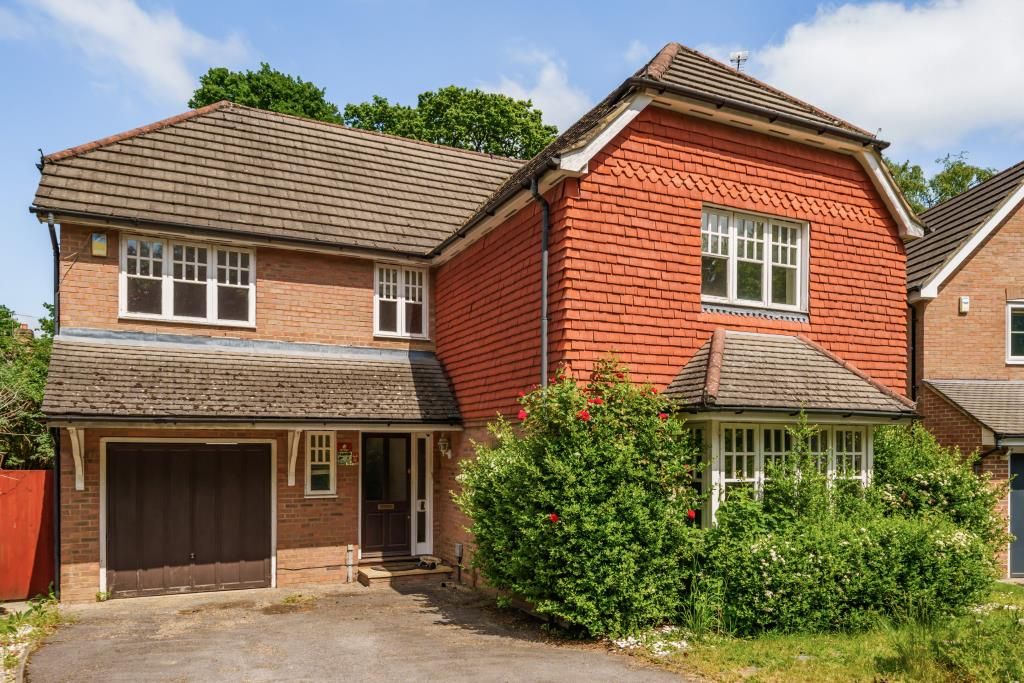 4 bed detached house for sale in Blackwater, Camberley GU17 Zoopla