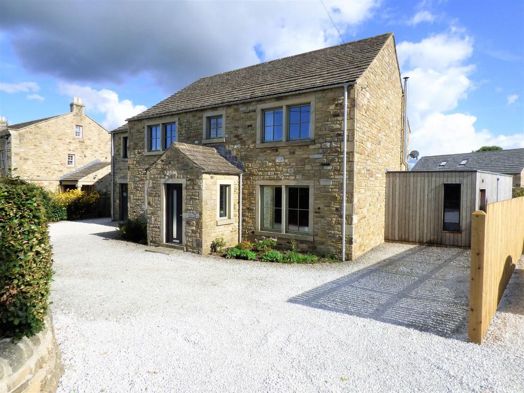 6 bed detached house for sale in Eshton Road, Gargrave, Skipton BD23