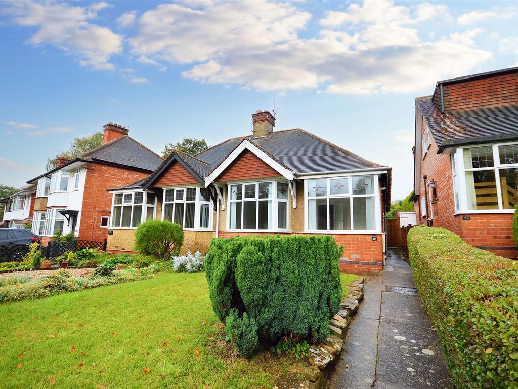 2 bed bungalow to rent in The Green, Kingsthorpe, Northampton NN2, £