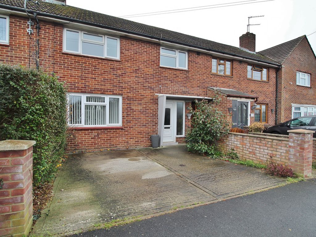 3 bed terraced house for sale in Stroudwood Road, Havant PO9 Zoopla