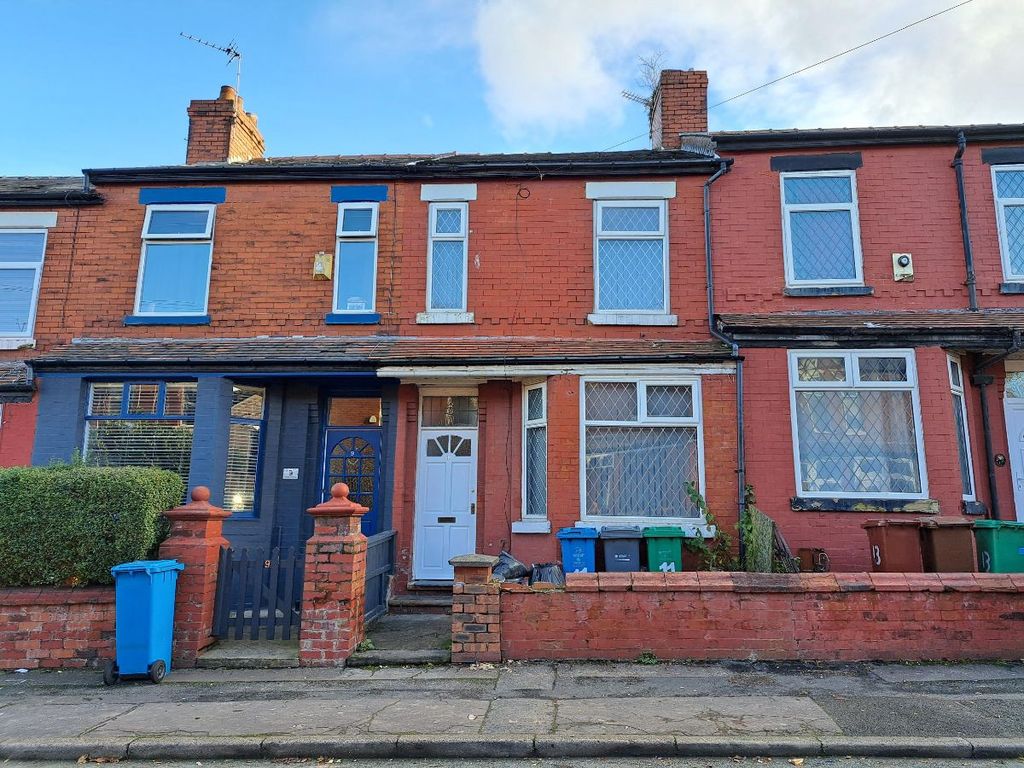 3 bed terraced house to rent in Gordon Avenue, Levenshulme, Manchester