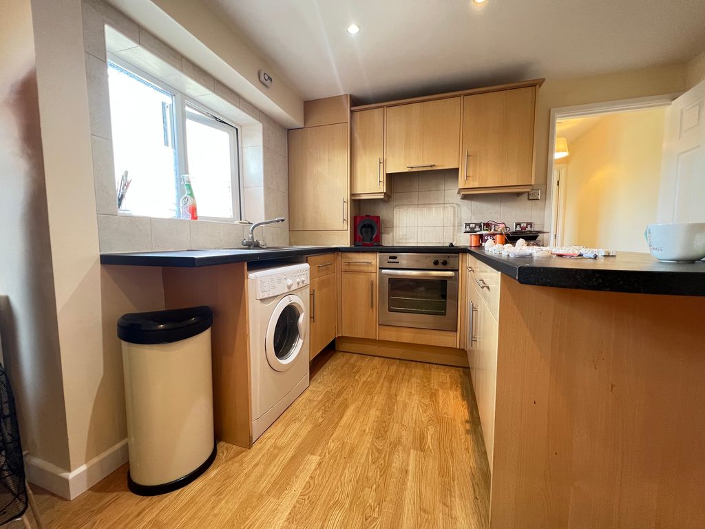 1 bed flat to rent in Bradstocks Way, Sutton Courtenay, Abingdon OX14