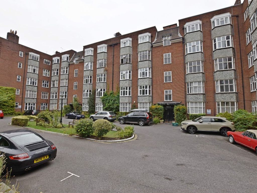 3 bed flat for sale in Calthorpe Mansions, Calthorpe Road, Edgbaston
