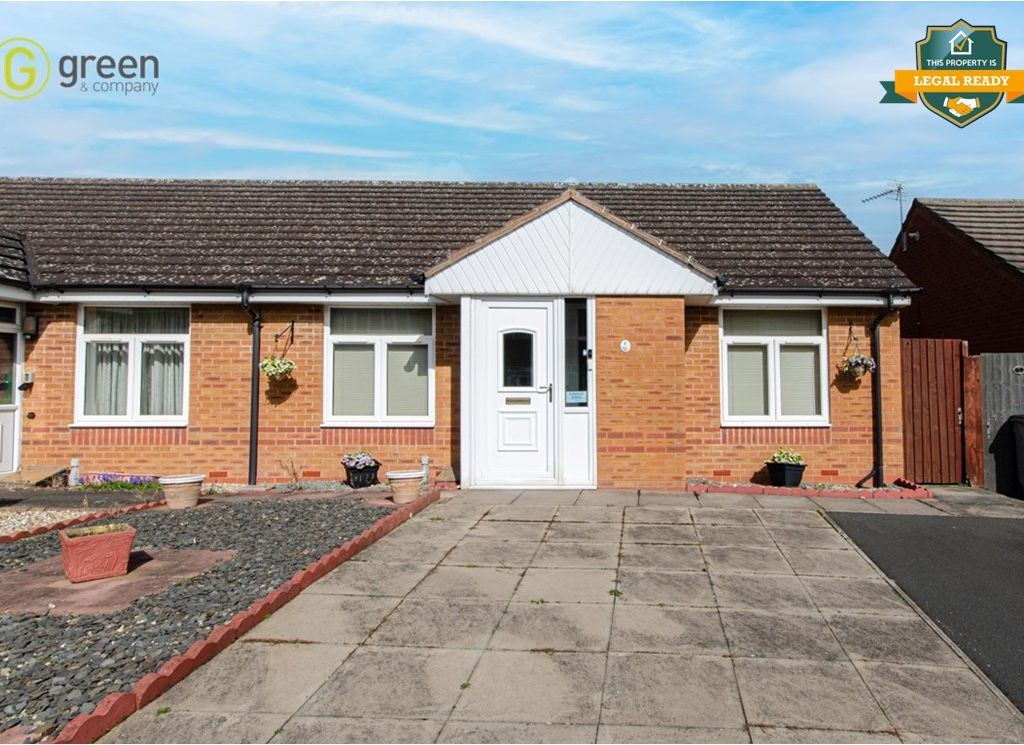 2 bed semidetached bungalow for sale in Wyegate Close, Smithswood