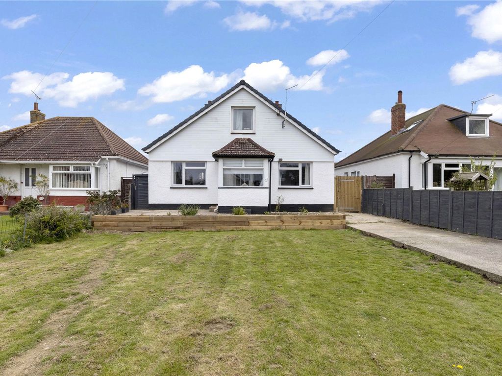 3 bed bungalow for sale in Felpham Gardens, Bognor Regis, West Sussex