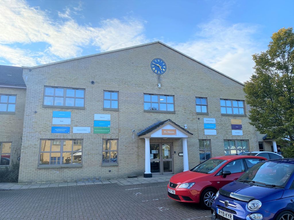 Unit 2 Mill Court, Spindle Way, Crawley RH10  