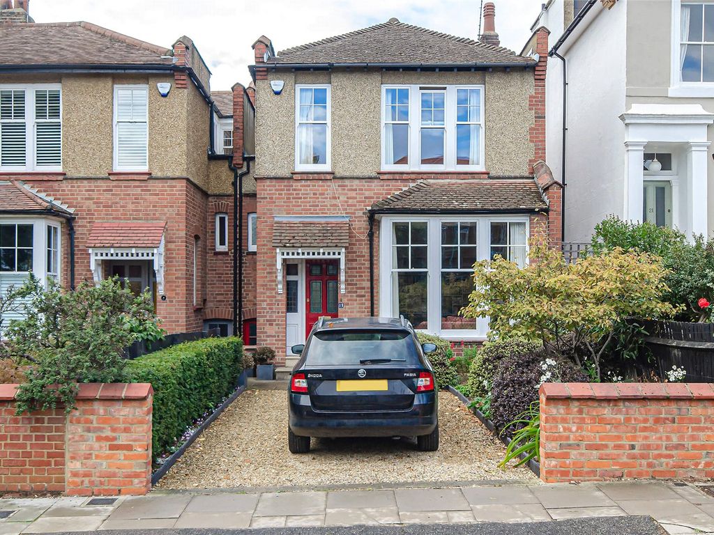 4 bed terraced house for sale in Eastern Road, London, Greater London