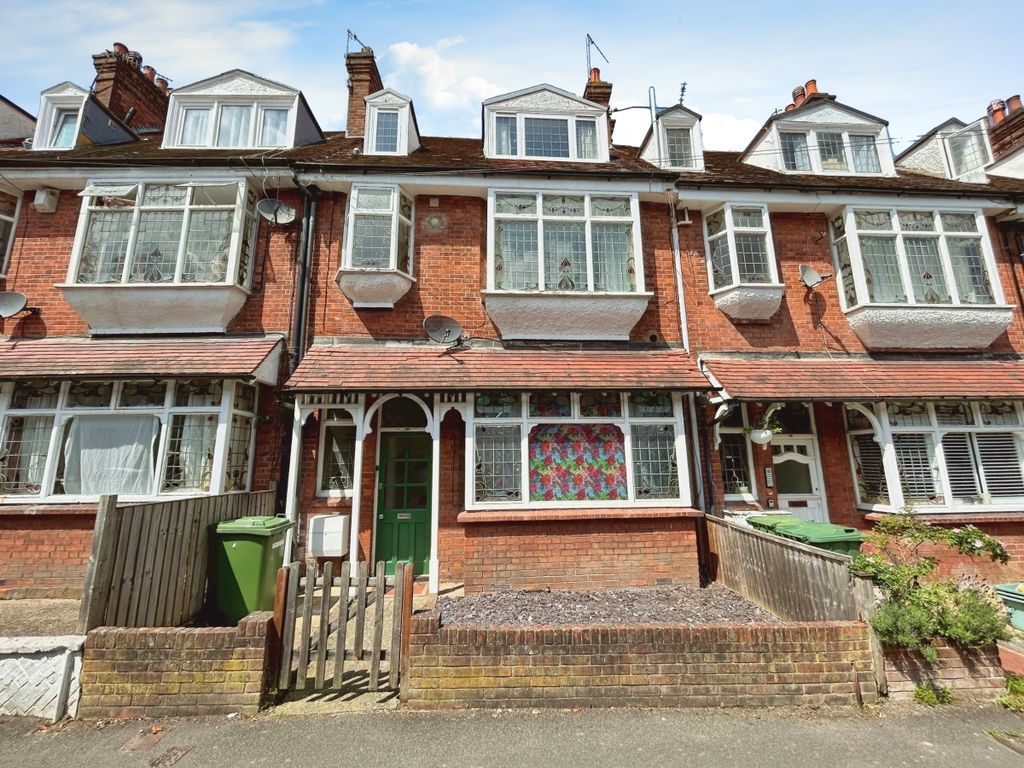 3 bed to rent in Lime Hill Road, Tunbridge Wells TN1, £1,400