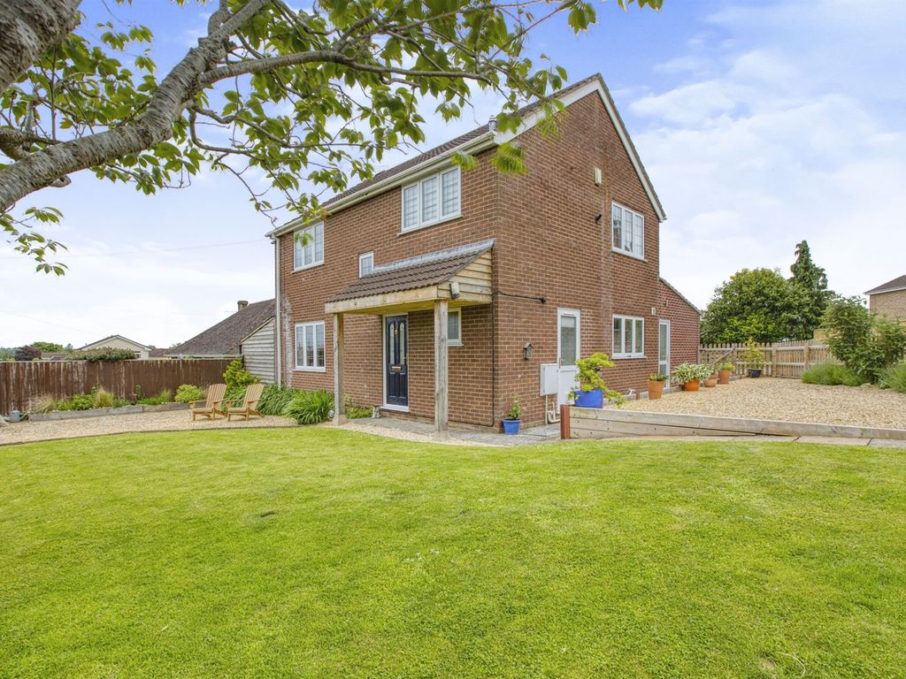 3 bed detached house for sale in Station Road, Stalbridge, Sturminster