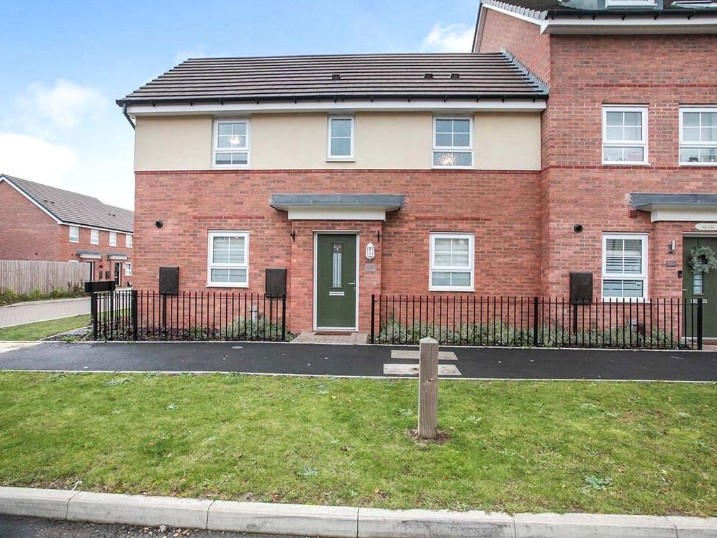 3 bed end terrace house for sale in Queen Elizabeth Road, Nuneaton