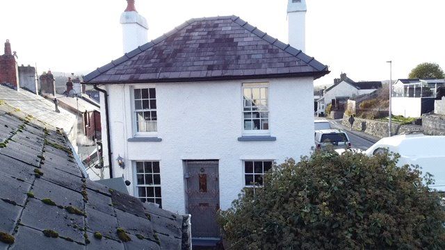 2 bed semi-detached house for sale in maendu street, brecon, powys ld3