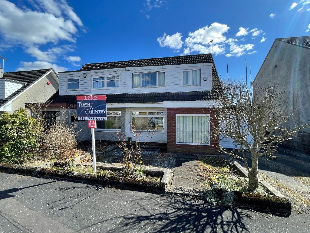 3 bed semidetached house for sale in Parkview Drive, Stepps, Glasgow