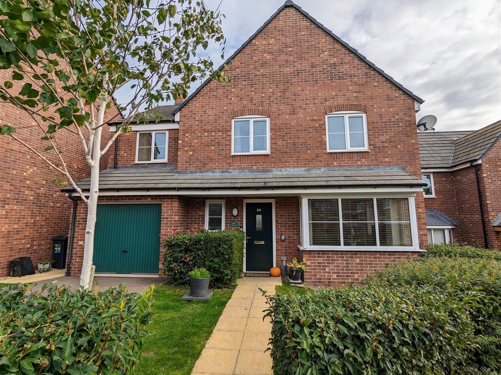 5 bed detached house for sale in Orchard Vale, Bartestree, Hereford HR1