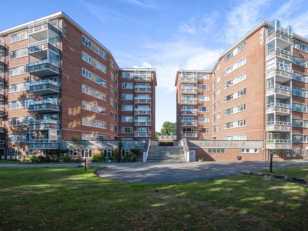 2 bed flat for sale in West Cliff Road, Bournemouth BH4, £245,000 Zoopla