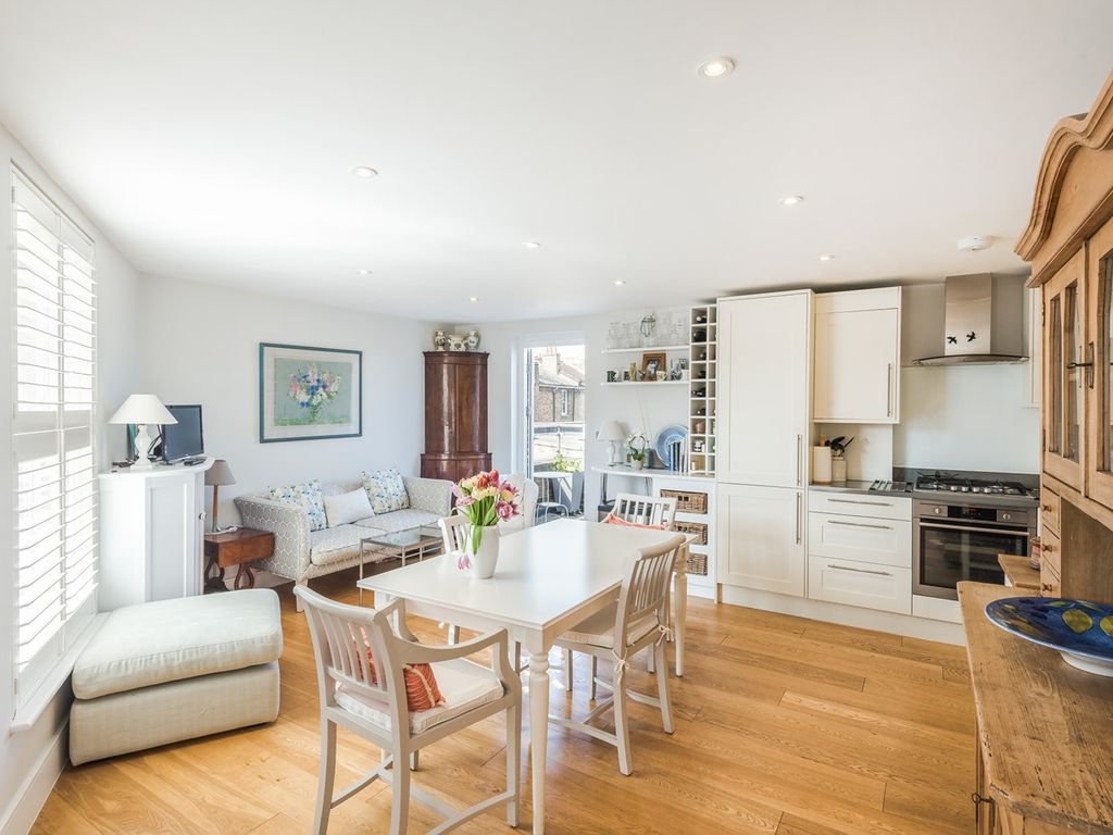 2 bed flat for sale in Banim Street, Brackenbury Village, Hammersmith