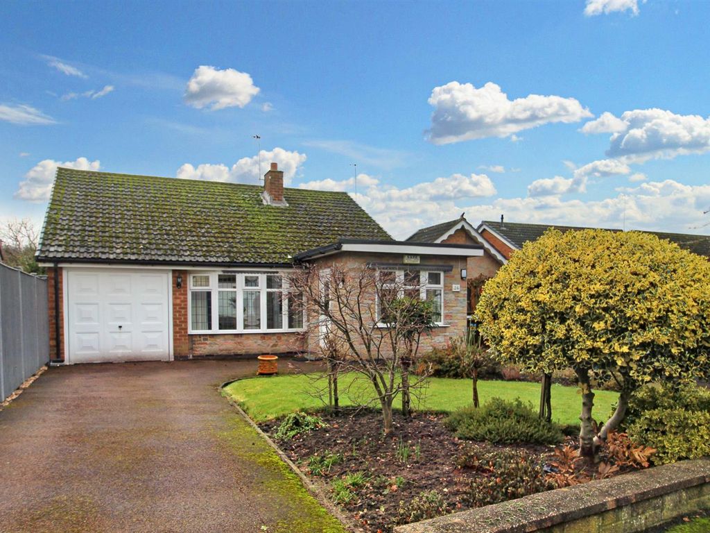 3 bed detached bungalow for sale in Springwood Gardens, Woodthorpe