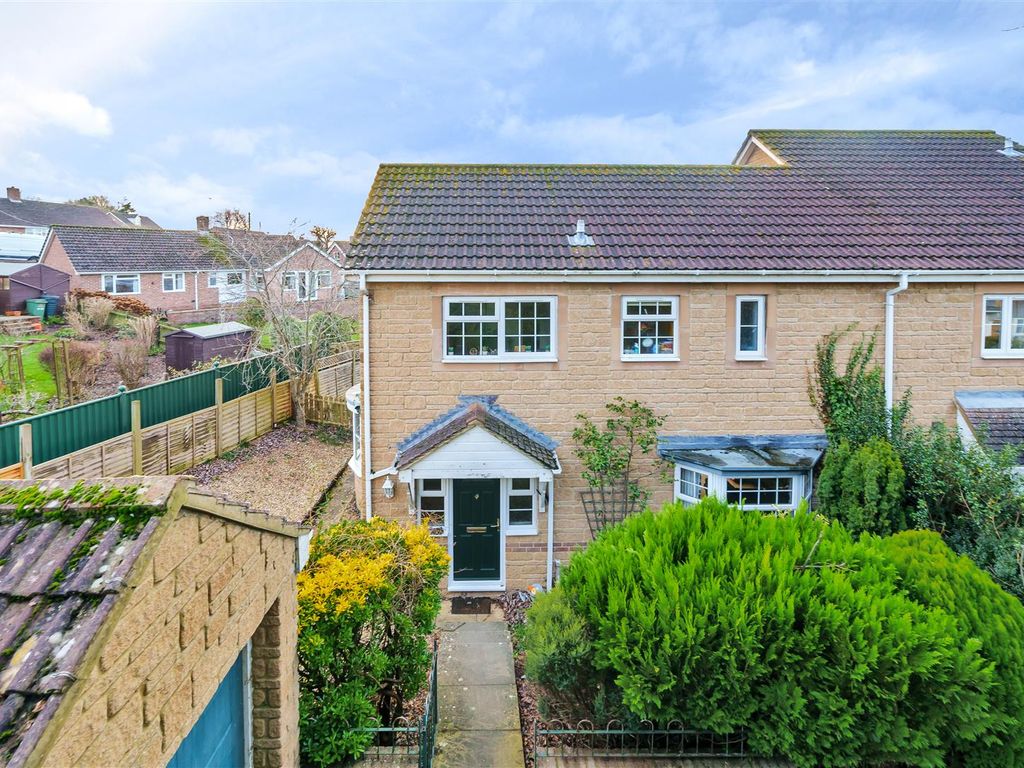 3 bed end terrace house for sale in Heron Way, Ilminster TA19, £300,000