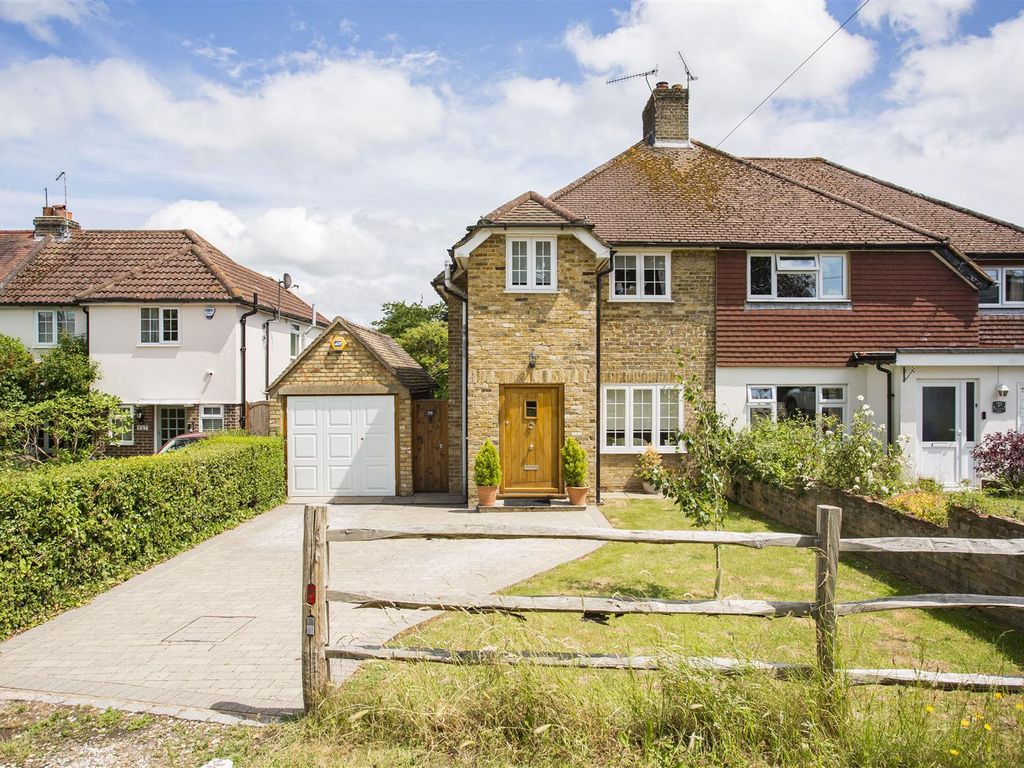 2 bed semidetached house for sale in Broughton Road, Otford, Sevenoaks