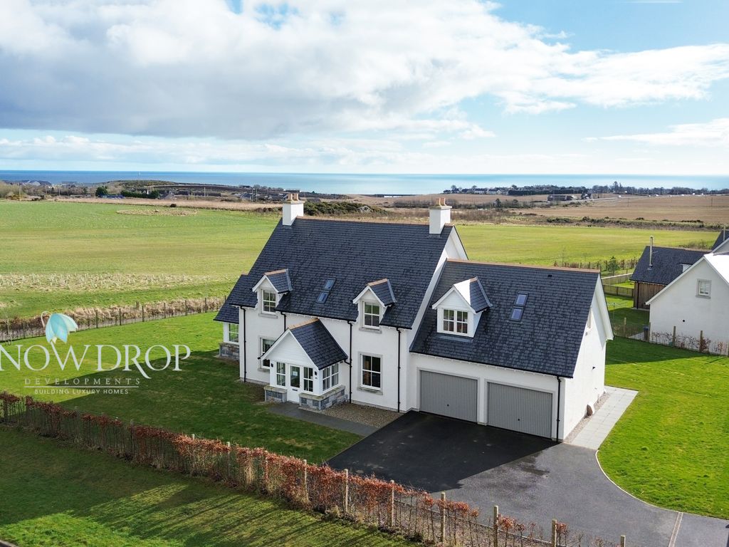 5 bed detached house for sale in Greenlaw Road, Chapelton, Stonehaven