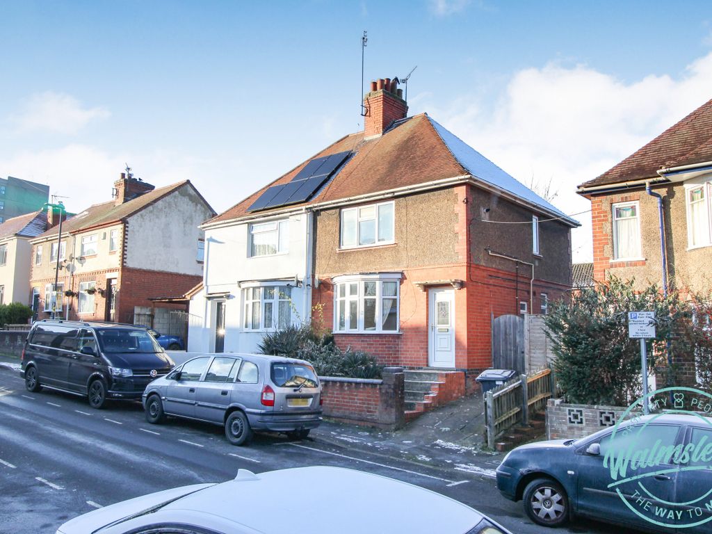 3 bed semidetached house for sale in Edward Road, Bedworth