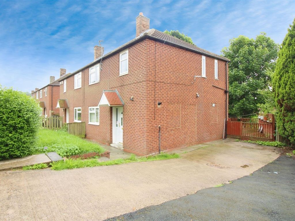 3 bed semidetached house for sale in Ramshead Gardens, Seacroft, Leeds