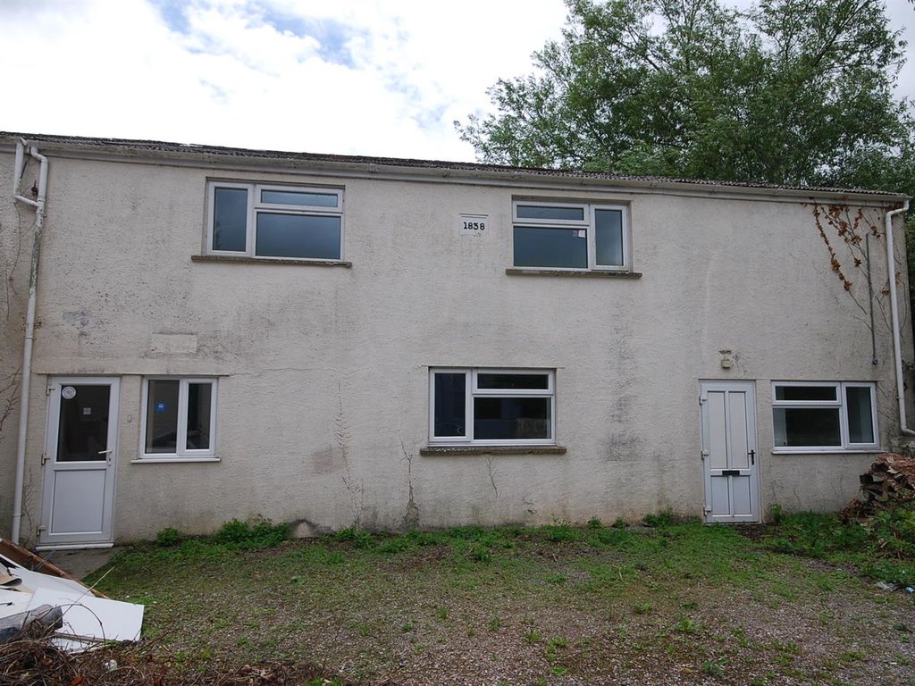Land to rent in Vale Lane, Axminster, Devon EX13, £1,500 pcm Zoopla
