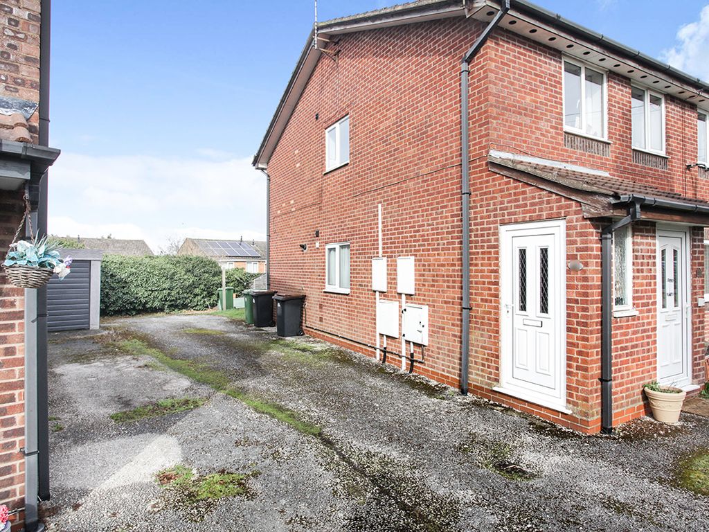 2 bed semidetached house for sale in Holbein Close, Bedworth