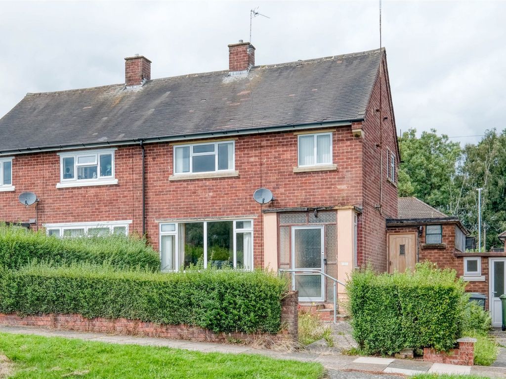 3 bed semidetached house for sale in Foxlydiate Crescent, Batchley