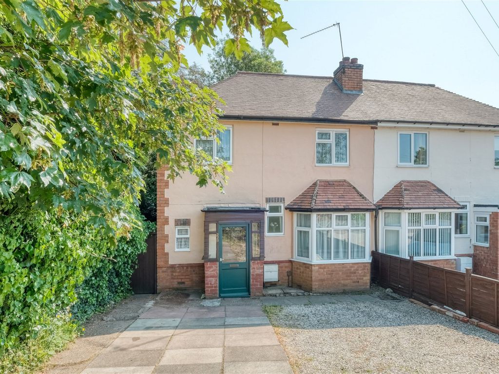 3 bed semidetached house for sale in Evesham Road, Headless Cross