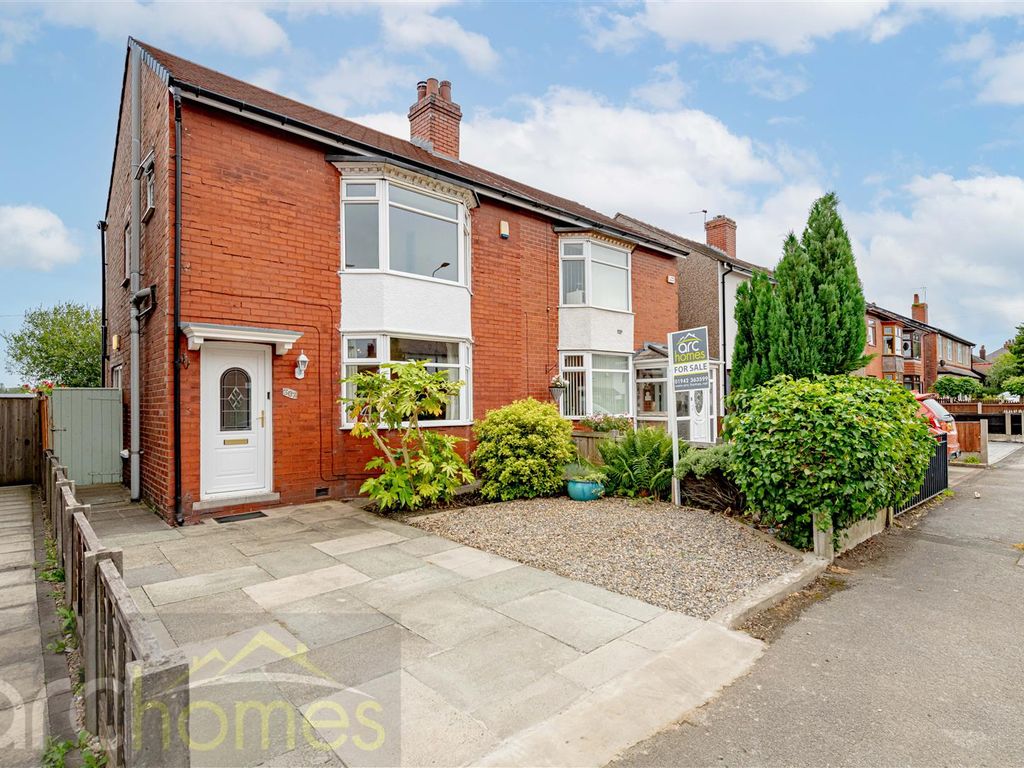 3 bed semidetached house for sale in Wigan Road, Atherton, Manchester
