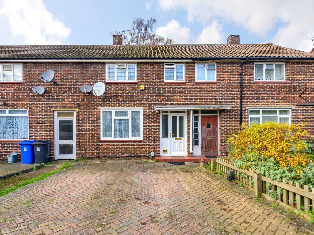 3 bed terraced house for sale in Albert Drive, Woking GU21 Zoopla
