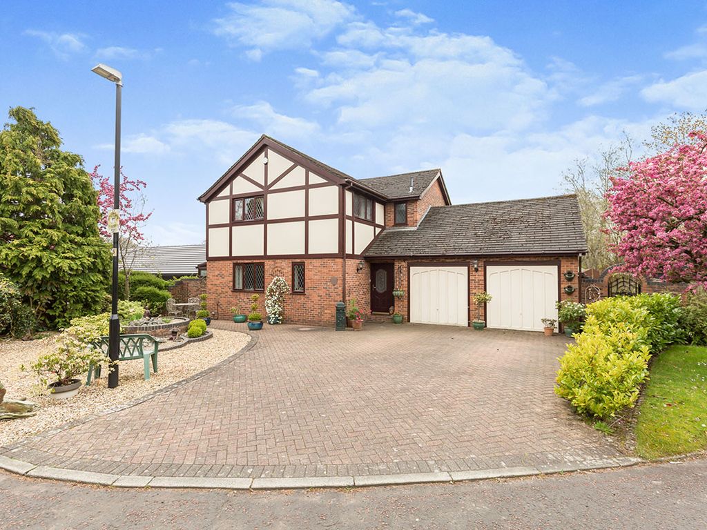 4 bed detached house for sale in The Croft, Euxton, Chorley, Lancashire