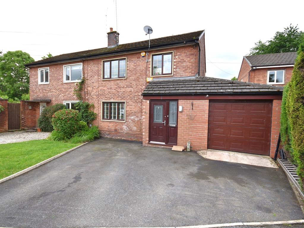 3 bed semidetached house for sale in Earlsway, Macclesfield SK11, £