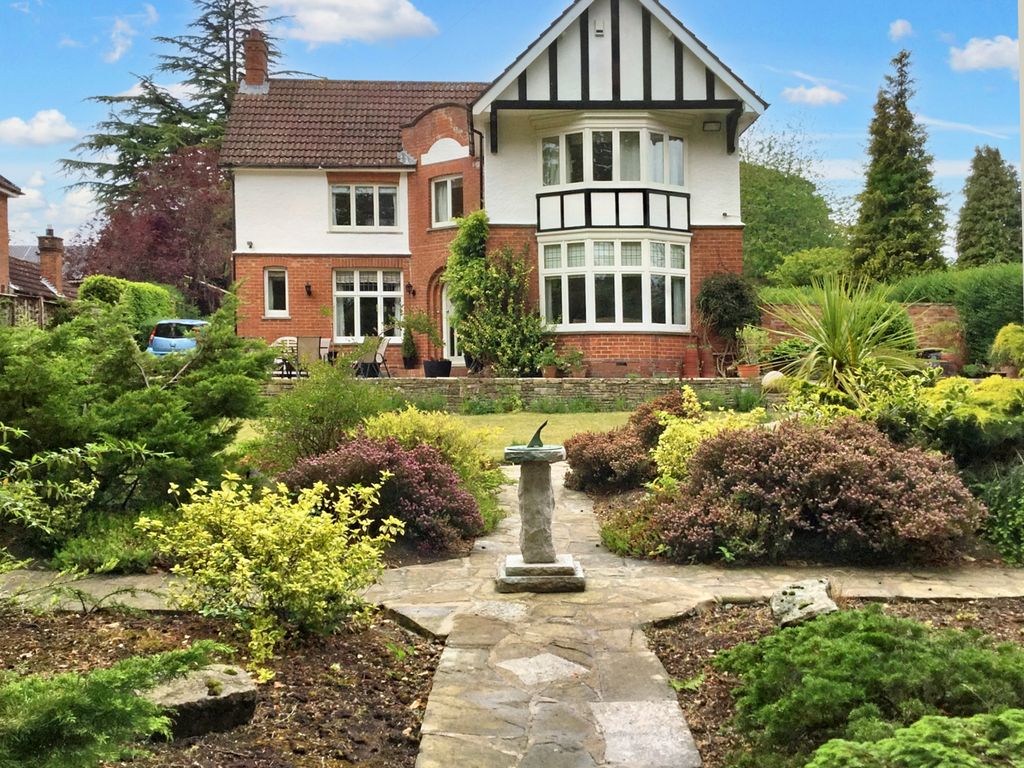 5 bed detached house for sale in St. Marys Lane, Louth LN11, £875,000