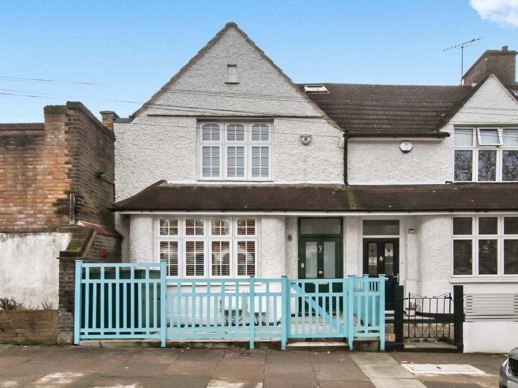 3 bed terraced house for sale in Laurel Gardens, Hanwell W7, £750,000