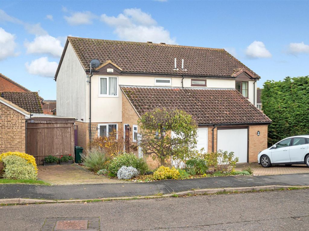3 bed property for sale in Foxhill, Olney MK46 Zoopla