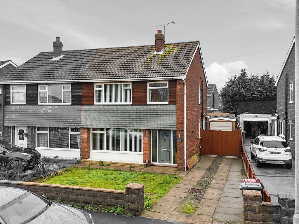 3 bed semidetached house for sale in Ogilvy Drive, Bottesford, Scunthorpe DN17, £175,000 Zoopla