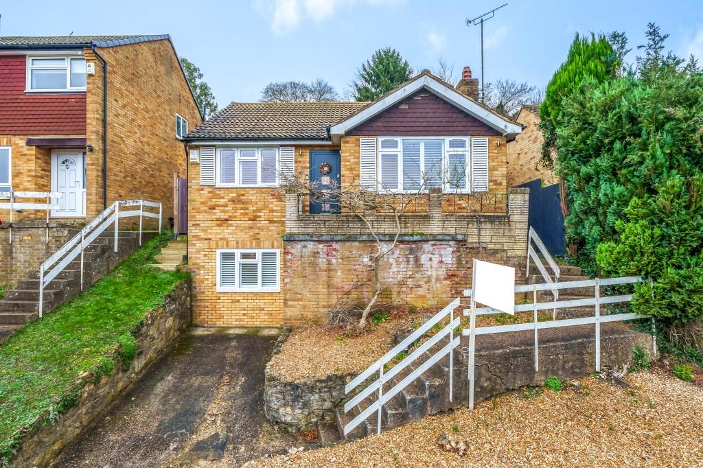 3 bed detached house for sale in High Buckinghamshire HP12, £