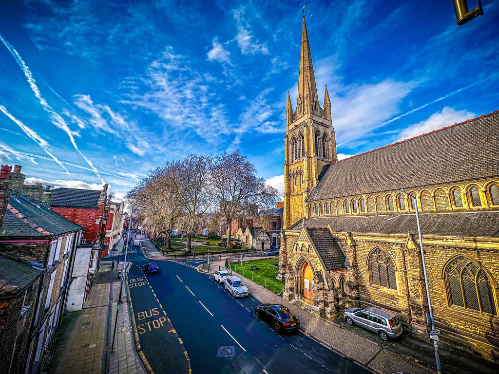 2 bed flat to rent in St. Swithins Square, Lincoln LN2 Zoopla