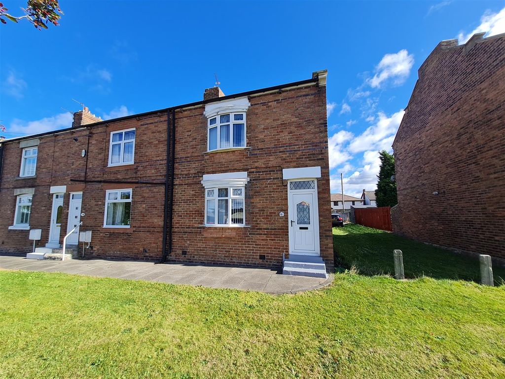 3 bed end terrace house to rent in Browns Buildings, Birtley, Chester