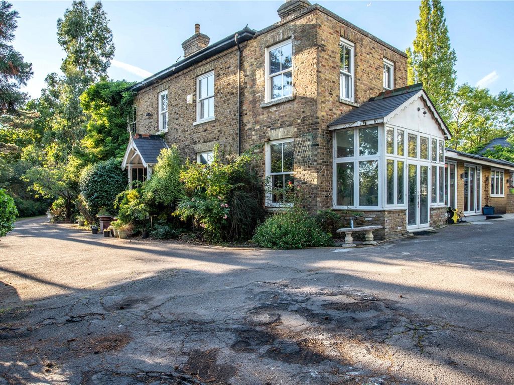 5 bed detached house for sale in Lambourne Road, Chigwell, Essex IG7